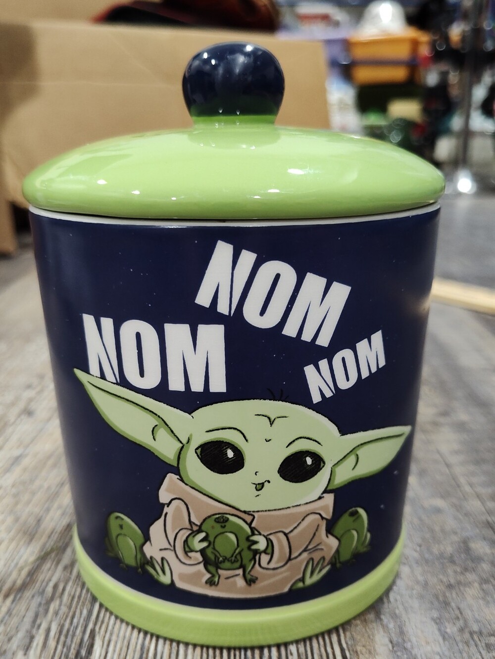 Disney Star Wars The Child Baby Yoda Grogu NOM NOM Ceramic Cookie Jar Canister